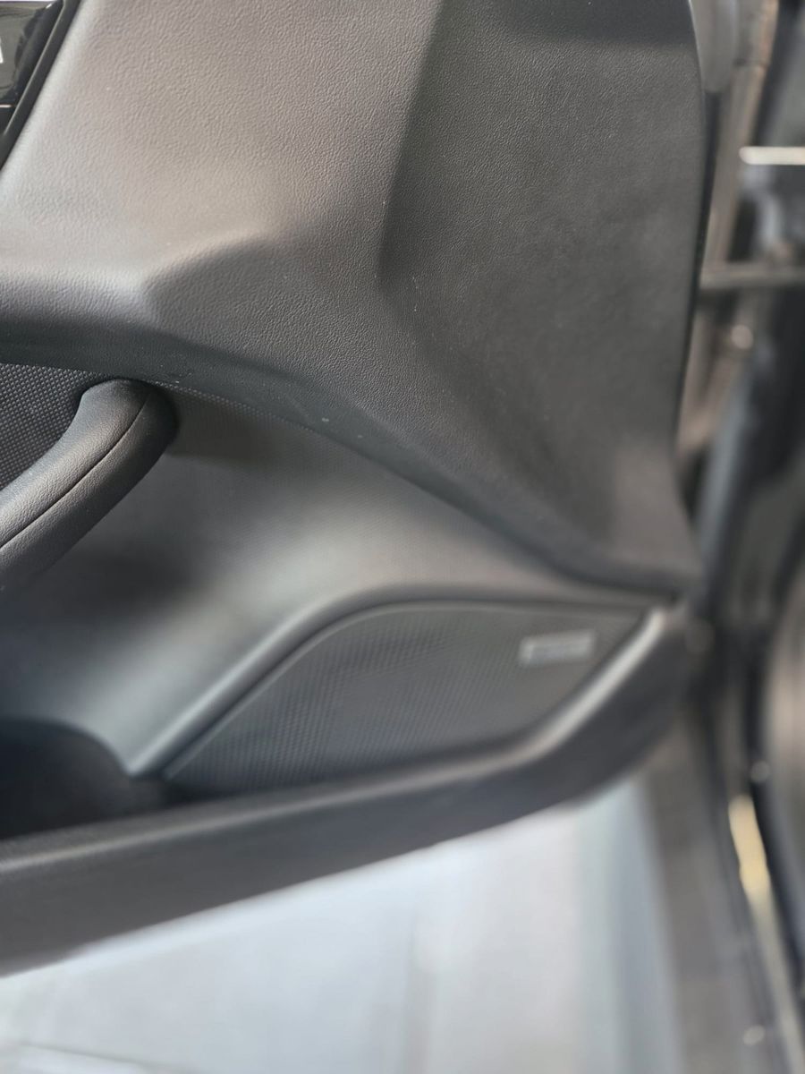 Fahrzeugabbildung Porsche Taycan/Bose/20 Zoll Aero-Rad/Matrix/SOH 91%