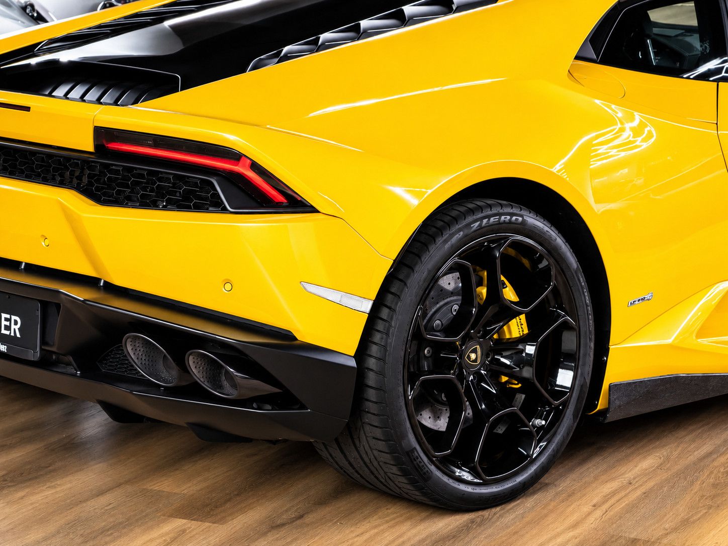 Fahrzeugabbildung Lamborghini Huracan Huracán /LIFT/KAMERA/CARBON/SCHALENSITZ/