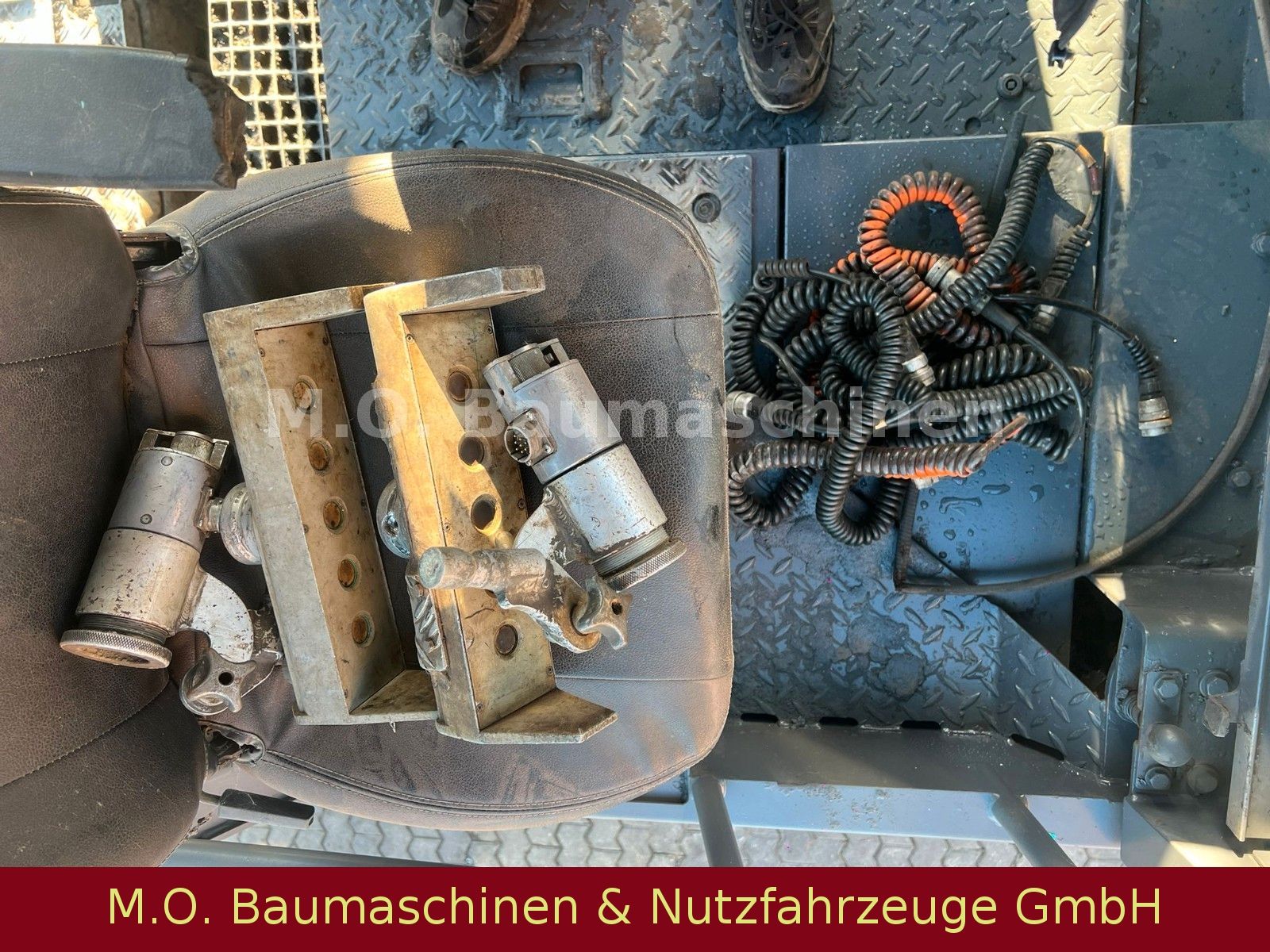 Fahrzeugabbildung Vögele Super 1800-2 / 2x Display / 2x Sensor /2x 50 cm/