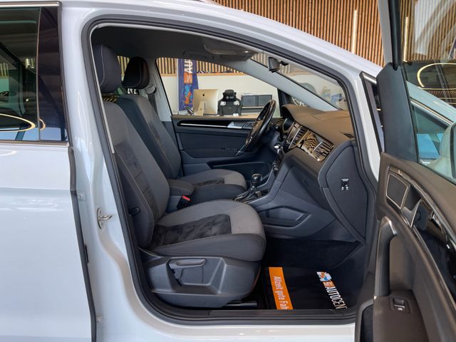 Volkswagen Golf Sportsvan *PDC*AHK*ACC*NAVI*SHZ*MFL*