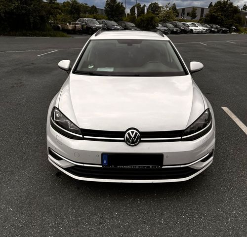 VW Golf