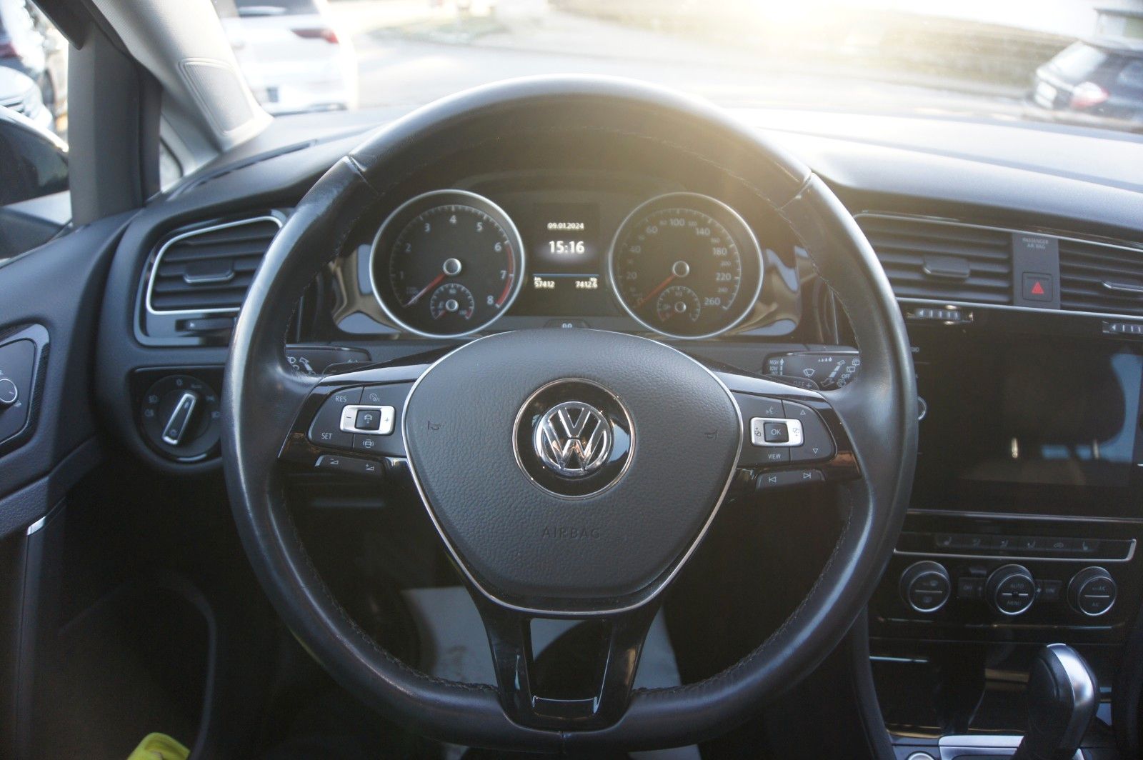 Fahrzeugabbildung Volkswagen Golf VII Variant Highline  Kessy Business Alu