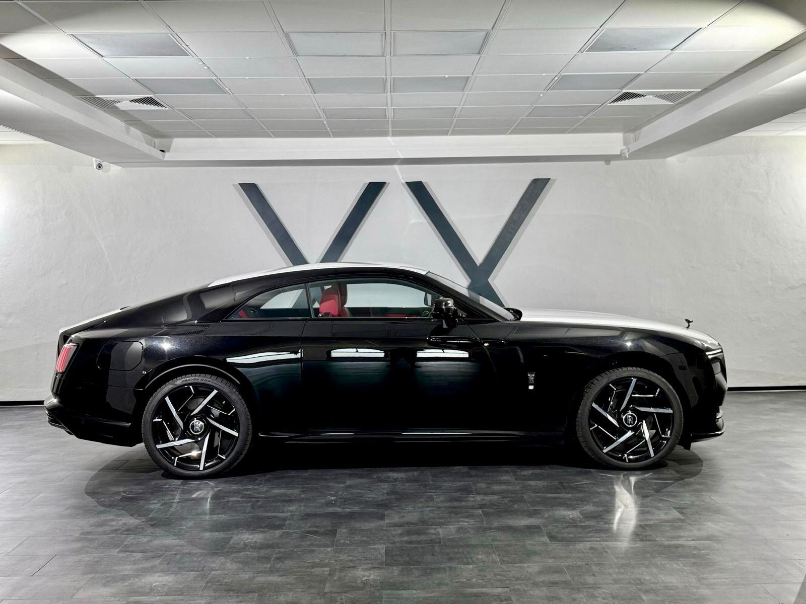 Rolls-Royce Spectre - Black Badge Spectre foto 4