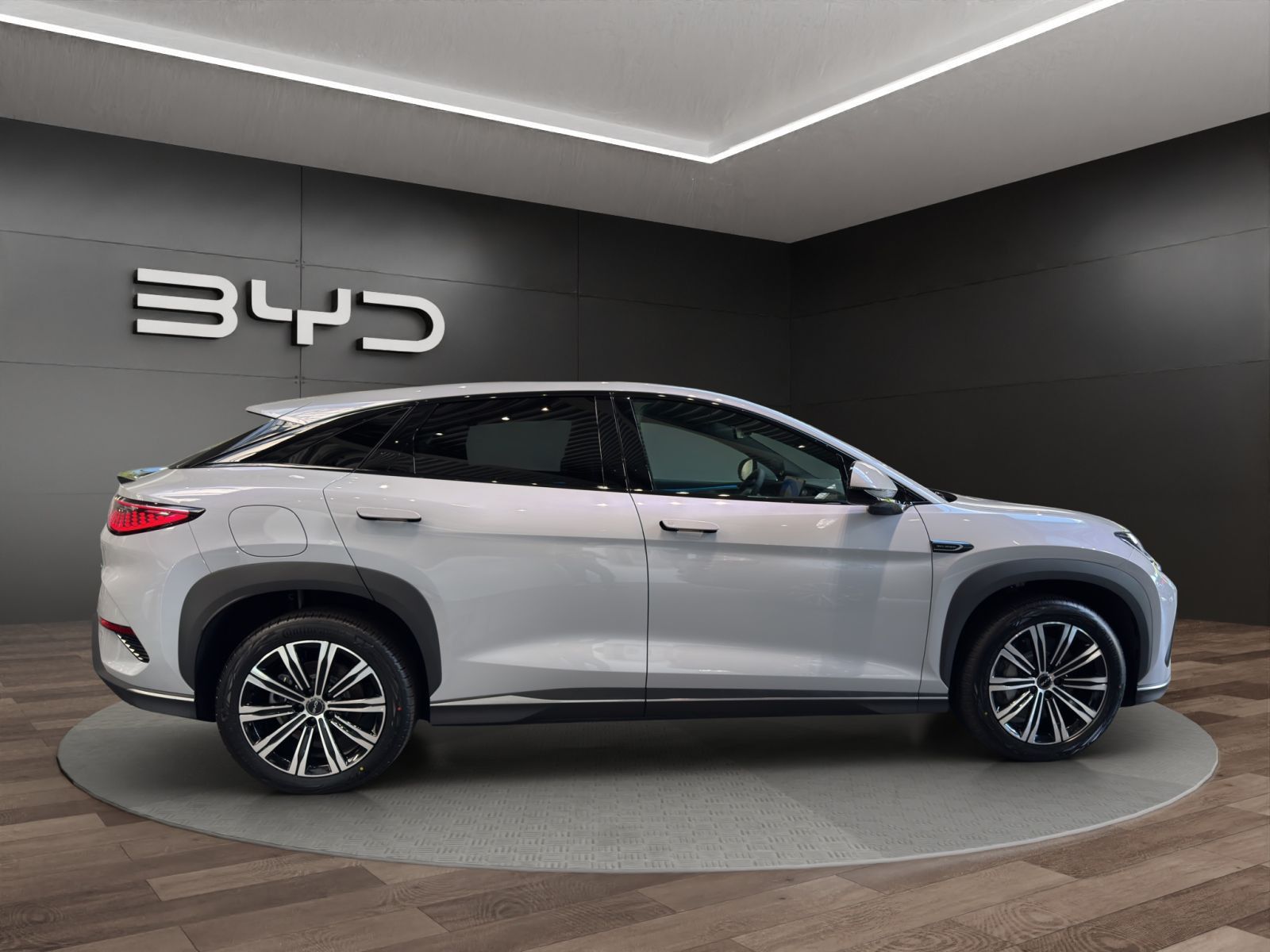 BYD SEALION 7