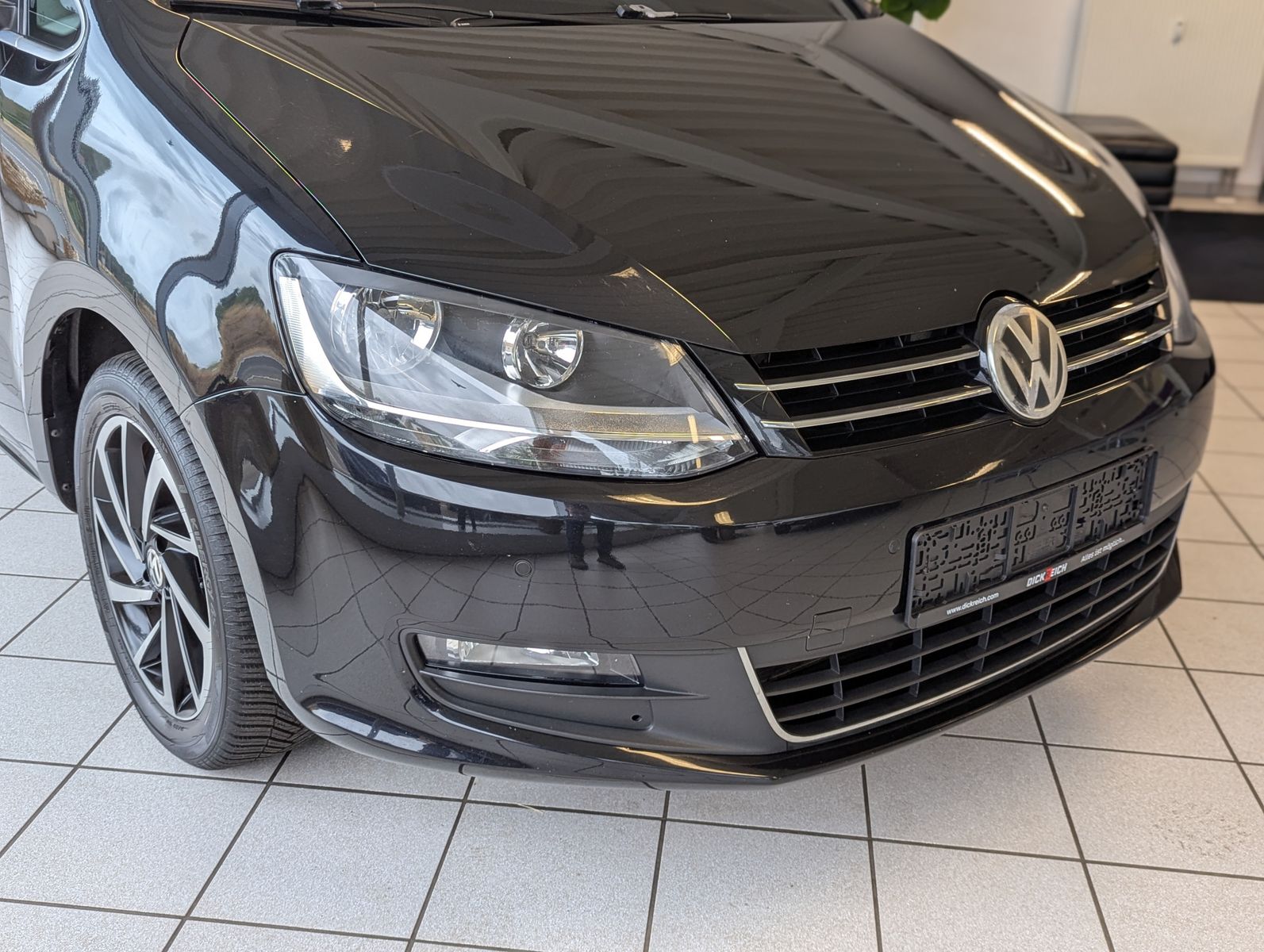 Fahrzeugabbildung Volkswagen Sharan 2.0 TDI DSG Join Pano StHz. 7-Sitze AHK