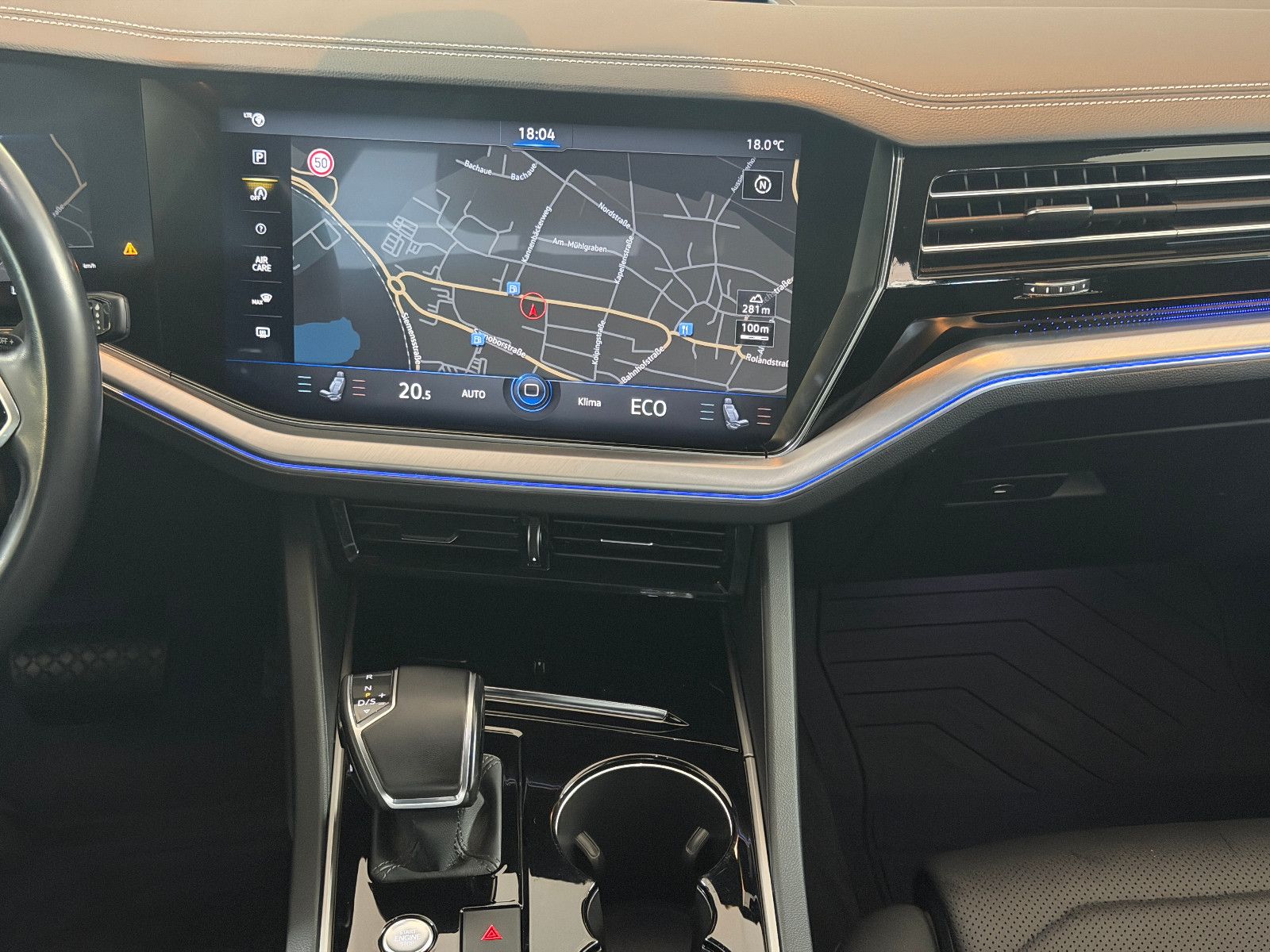 Fahrzeugabbildung Volkswagen Touareg SPORT/ 4Motion/VIRTUAL/AMBIENT/360''KAM