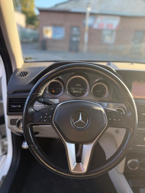 Mercedes-Benz GLK 320