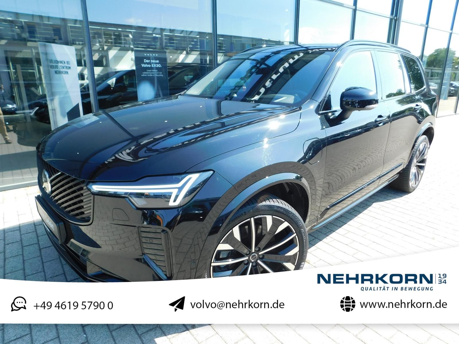 Fahrzeugabbildung Volvo XC90 T8 Ultra Dark