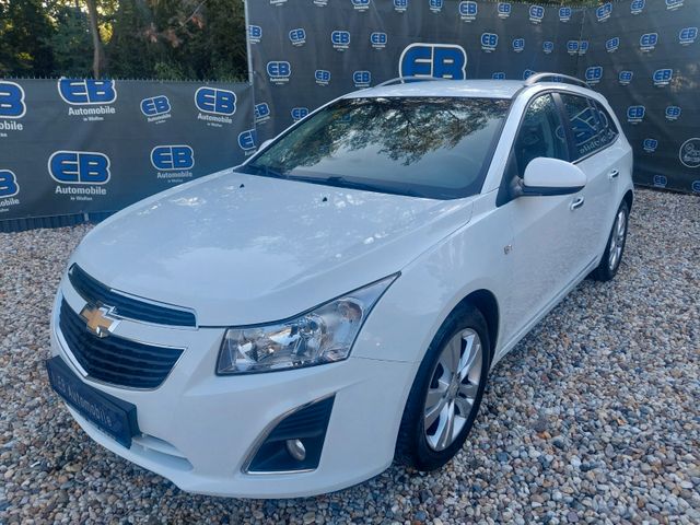 Chevrolet Cruze Station Wagon LTZ, Leder, Navi, Kamera...