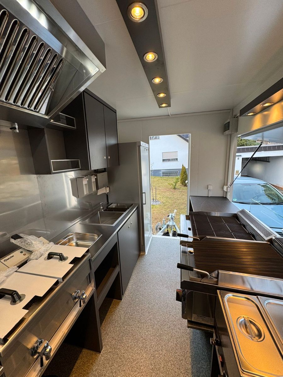 Fahrzeugabbildung Andere Foody *Imbissanhänger Grillanhänger Imbisswagen