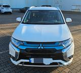 Mitsubishi Plug-in Hybrid Outlander - Mitsubishi Plug-in Hybrid Outlander in Wuppertal