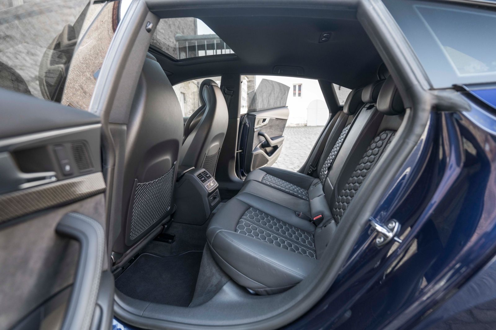 Fahrzeugabbildung Audi RS 5 Sportback Quattro B&O PANO KAM MASSAGE PDC