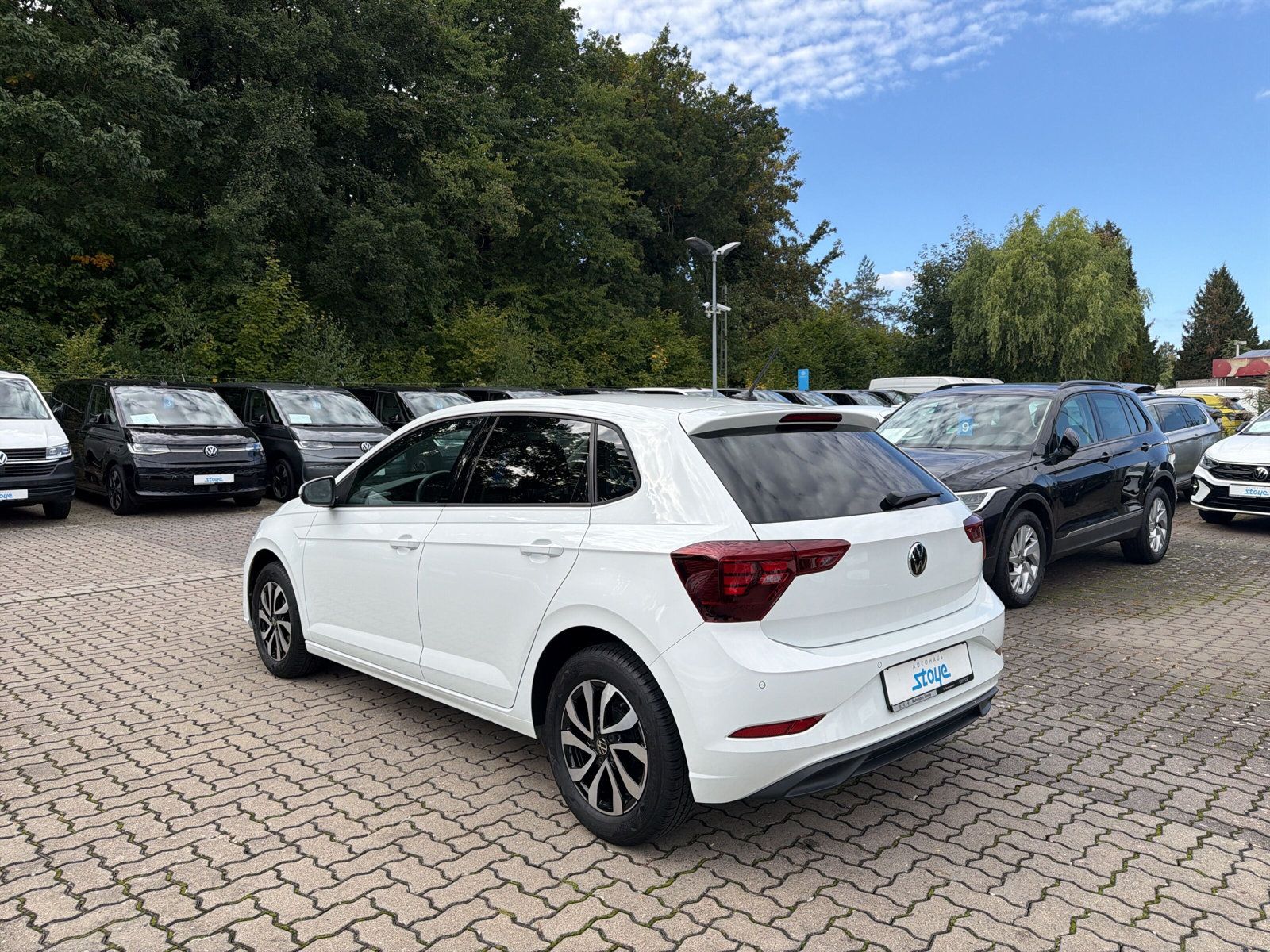 Polo Active Apple CarPlay Sitz Klima PDC v+h Act
