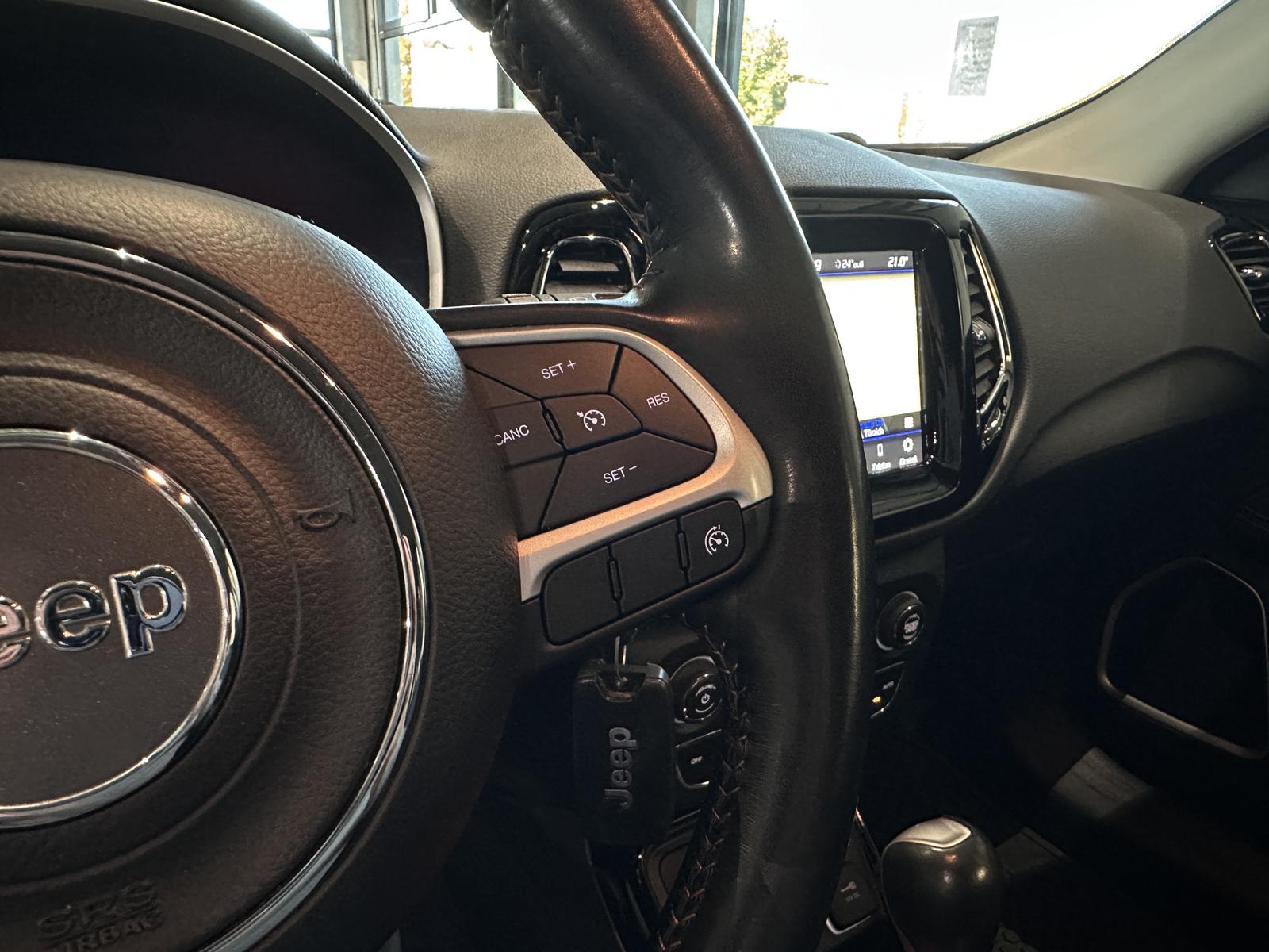 Jeep Compass Limited 4WD *AHK, NAVI, CARPLAY*