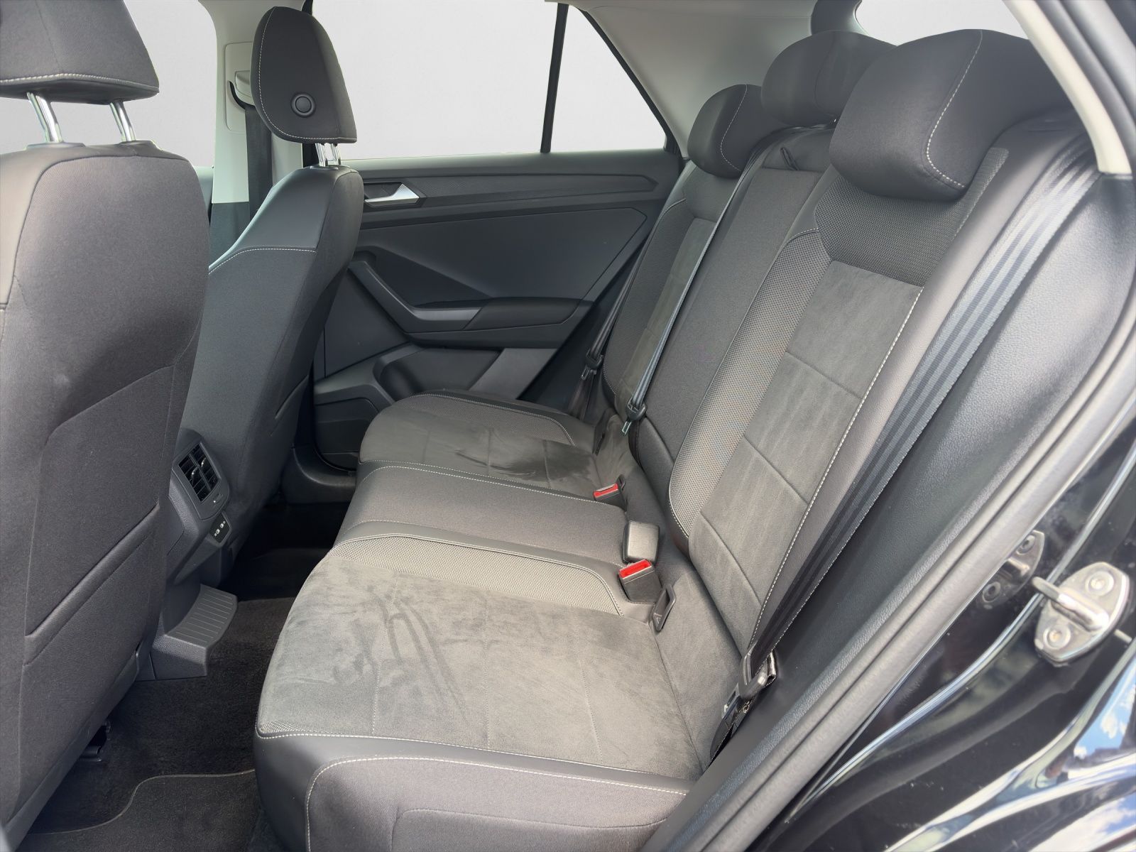 Volkswagen T-Roc - Bild 15