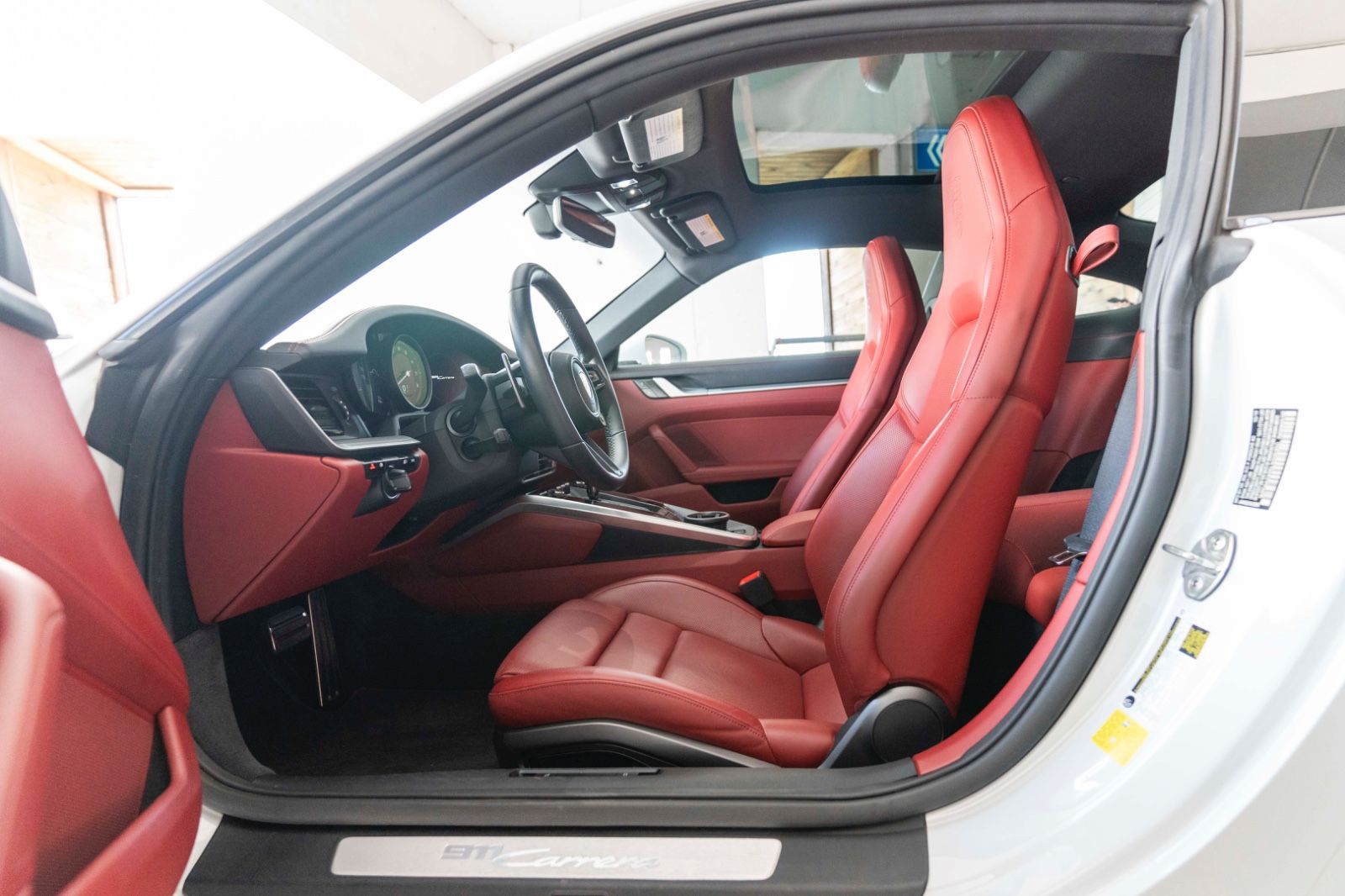 Fahrzeugabbildung Porsche 911  Carrera 992 KAM PASM PDK LED CHRONO CARP