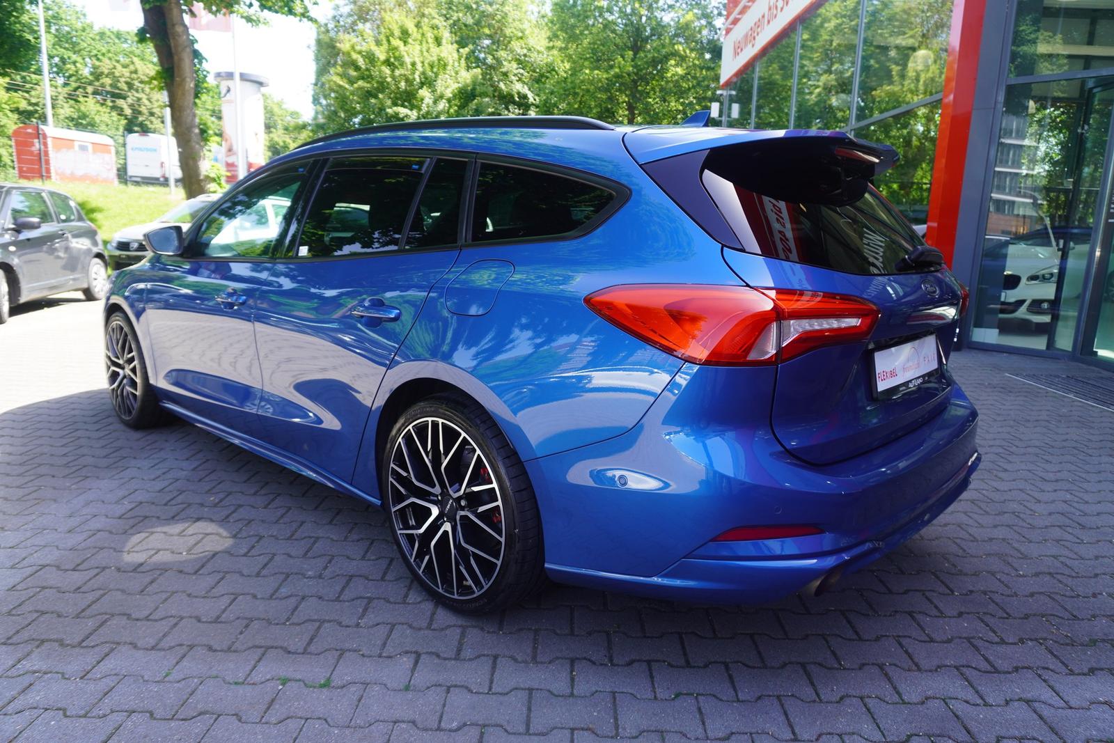 Ford Focus Turnier 2.3 EcoBoost ST
