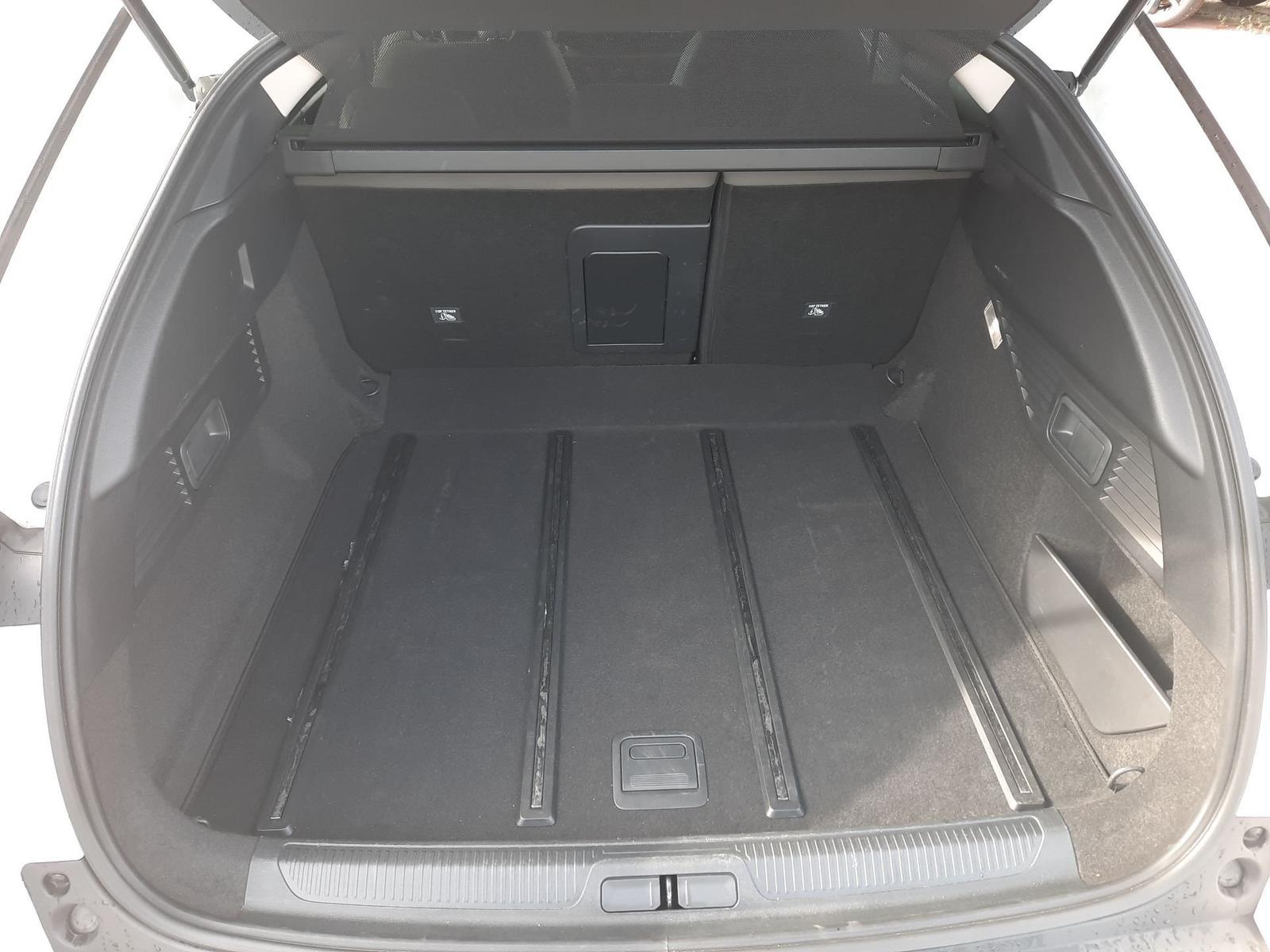 Citroën C5 X 1.2 PureTech 145 Plus Navi Kamera DAB LED