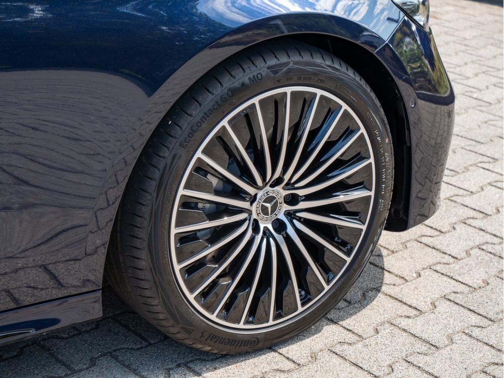 Mercedes-Benz E 220 d T AMG Line Advanced Plus NIGHT AHK PANO