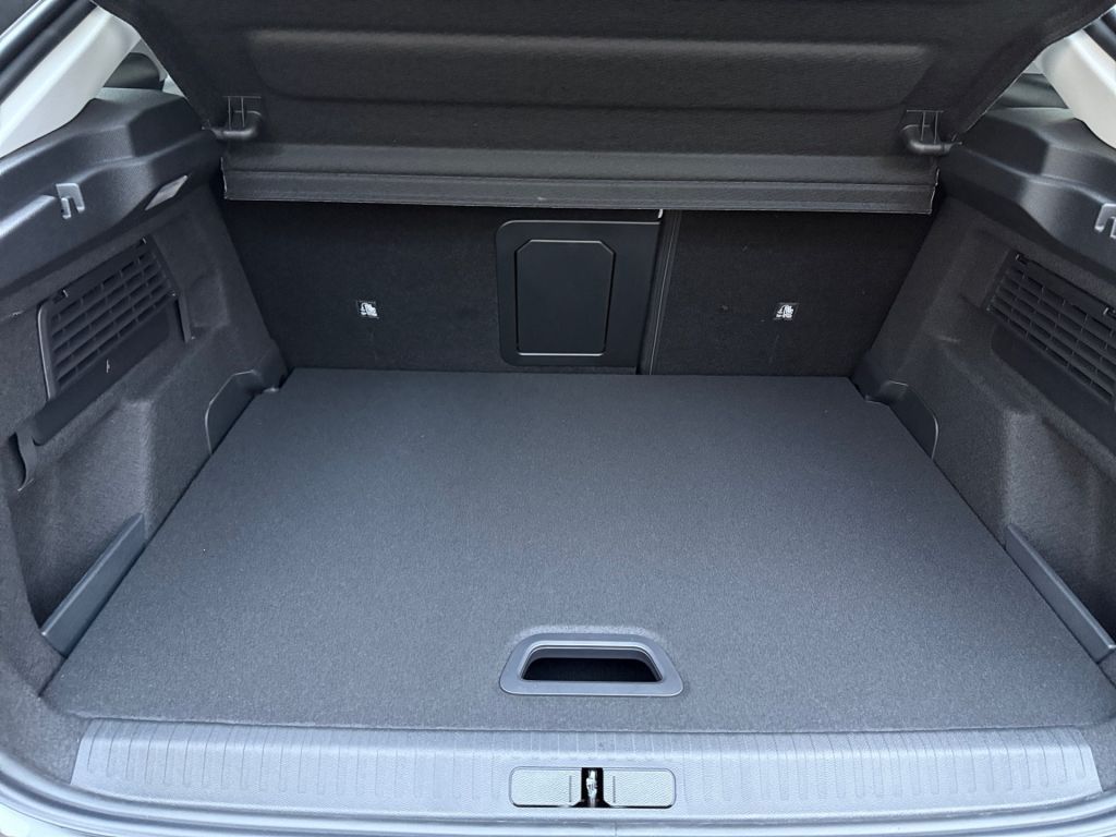 Fahrzeugabbildung Citroën C4 Hybrid 145 MAX - Vollausstattung*Massage*ACC