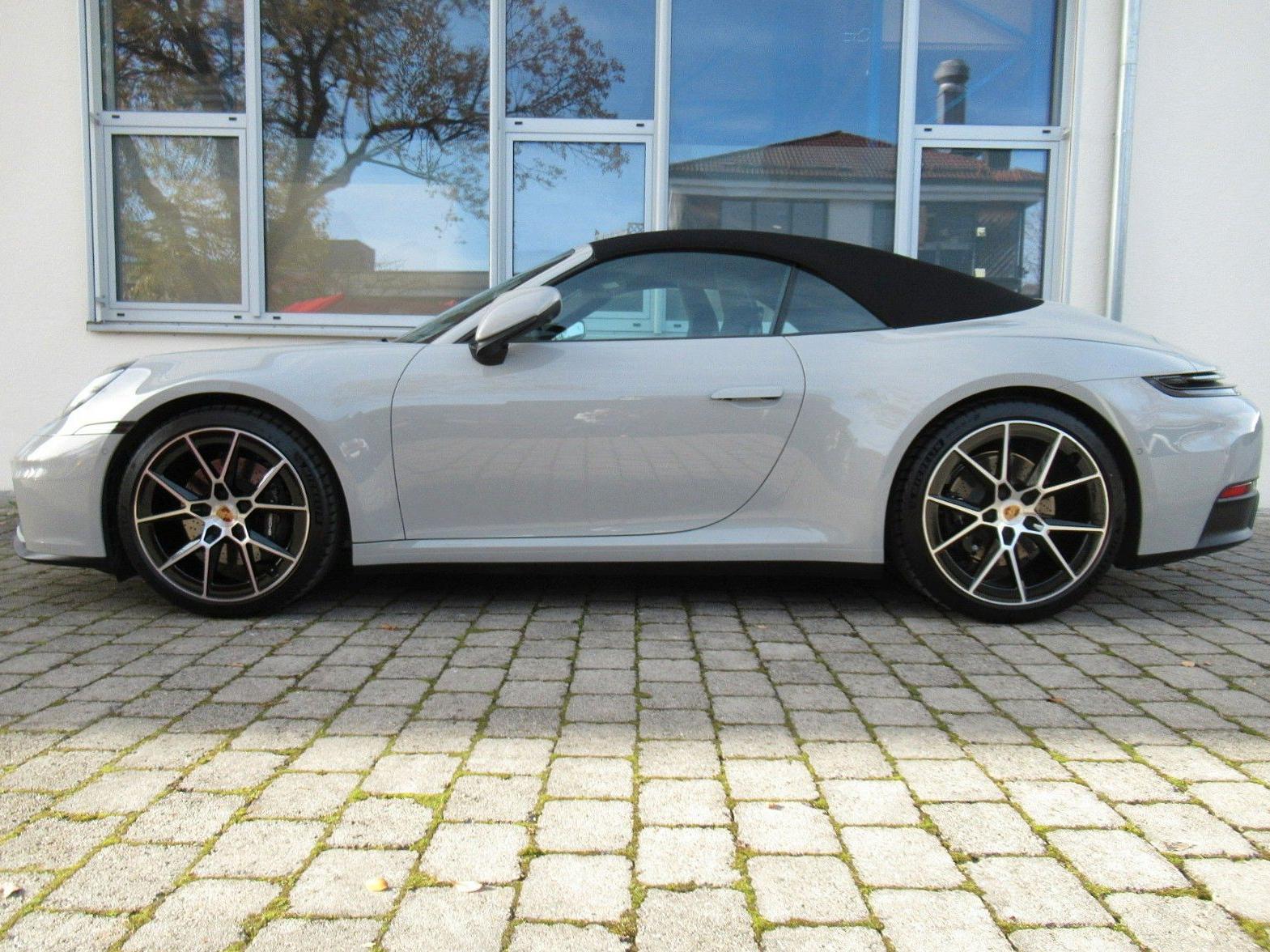 Porsche 992 CABRIO EXCL KREIDE CHRONO ABGAS 18W+BELÜF/21
