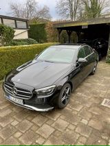 Mercedes-Benz E 220 d Autom. - - Mercedes-Benz E 220 mit Diesel-Antrieb: Taxi, Limousine