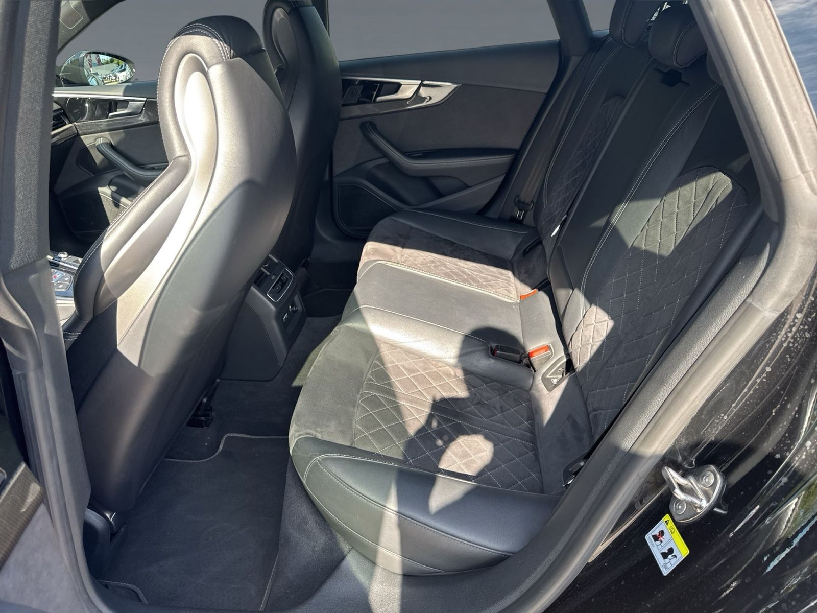Audi S5 - Bild 15