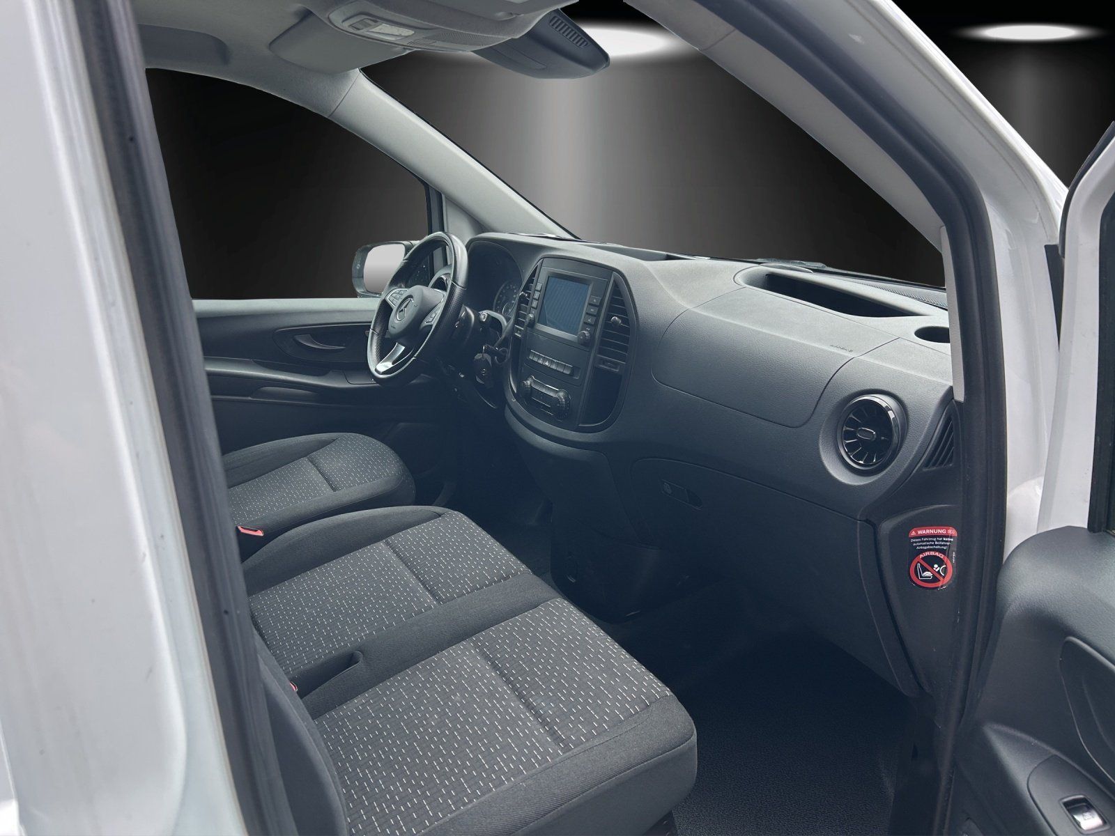 Fahrzeugabbildung Mercedes-Benz Vito 116CDI Kasten Lang 9G Audio40 DAB Kamra SHZ