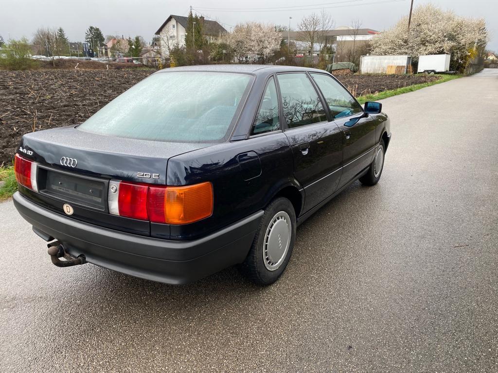 Audi 80