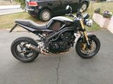 Triumph Speed Triple 1050 - Angebote entsprechen deinen Suchkriterien