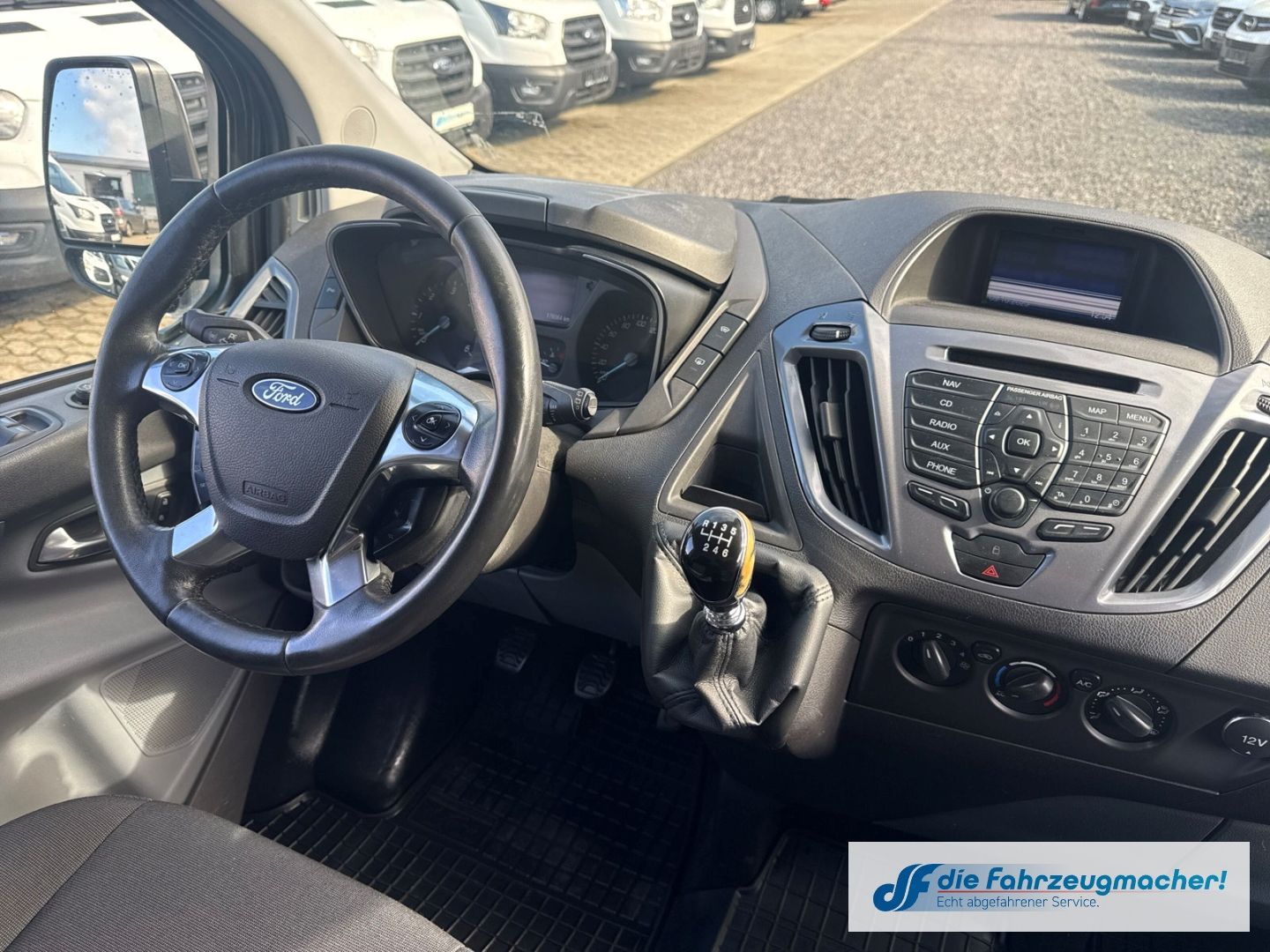 Fahrzeugabbildung Ford Transit Custom Kasten 310 L1 Limited