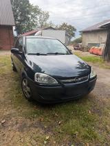 Opel Corsa 1.3 Diesel Automatik - 11/2004 - Opel Corsa aus 2004 mit Diesel-Antrieb