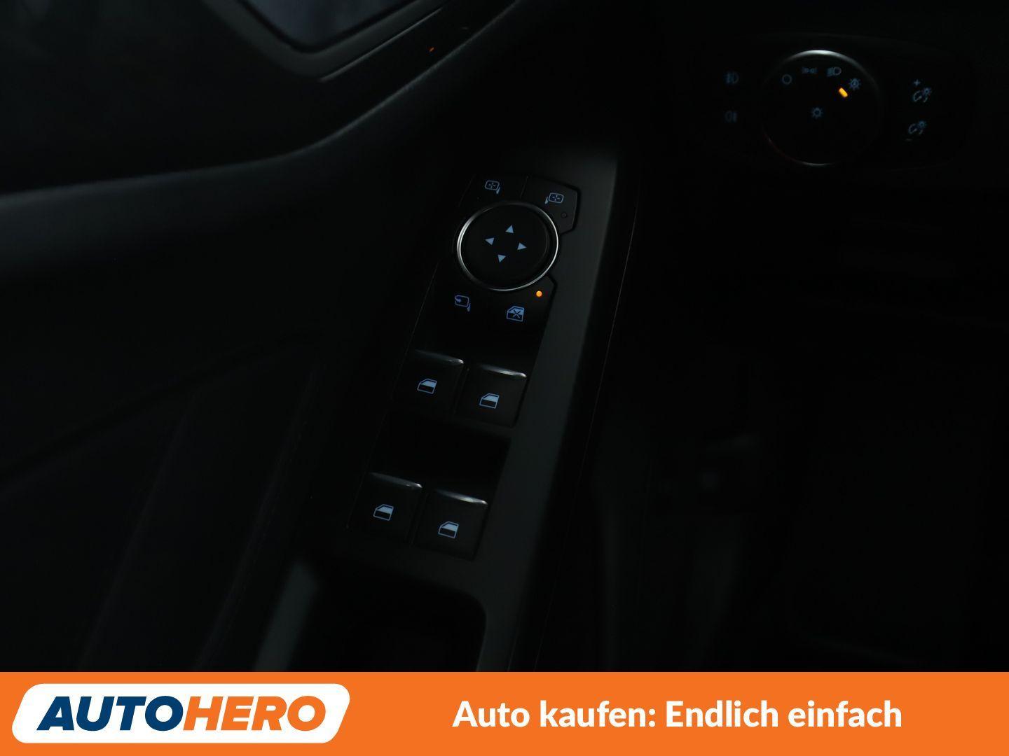 Ford Focus 2.3 EcoBoost ST *NAVI*LED*ACC*PDC*SHZ*LHZ*