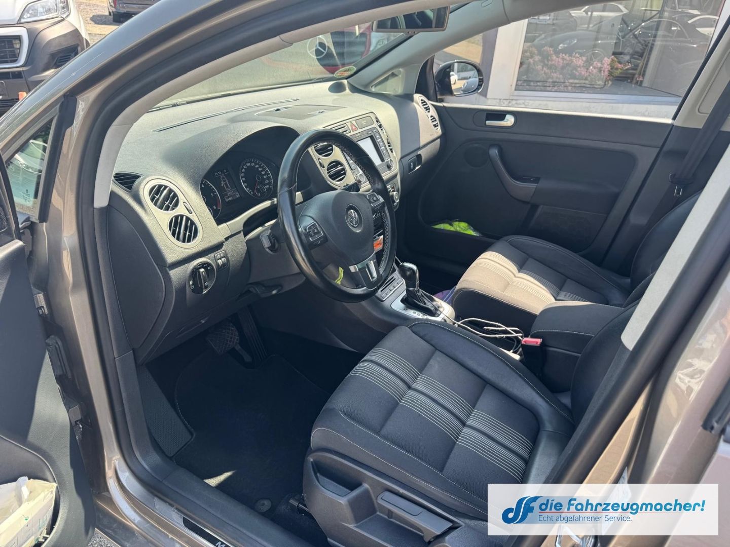 Fahrzeugabbildung Volkswagen Golf Plus VI Match Navi 2-Zonen-Klimaautom*IM K