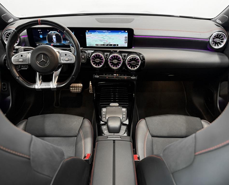 Mercedes-Benz CLA 35 AMG