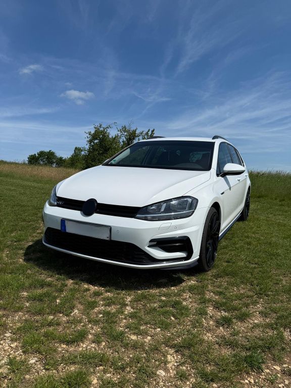 Image of Volkswagen Golf