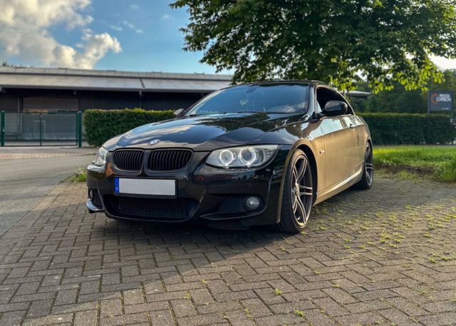 BMW E93 320i Cabrio M-Paket