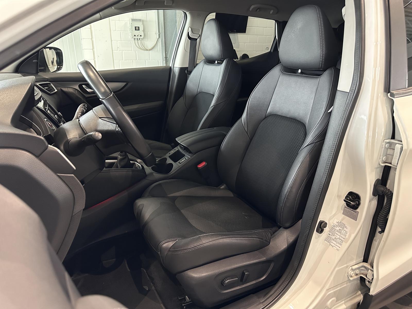 Nissan Qashqai Tekna *ACC, SPURHALTE, TOTWINKEL, 360GR*