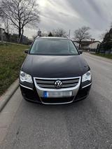 Volkswagen Touran 2.0 TDI Highline DPF - Volkswagen Touran aus 2007: Highline