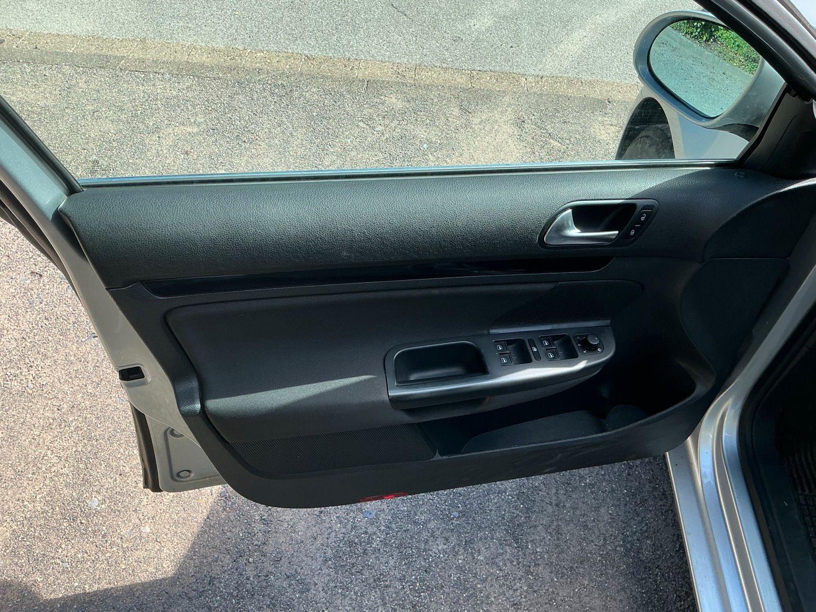 Volkswagen Golf 2013 — photo 8