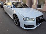 Audi A8 3.0 TDI tiptronic quattro - - weiße Audi A8