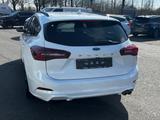 Ford Focus Turnier ST-Line X, LED, WinterP, 4JG - Ford Focus: Automatik