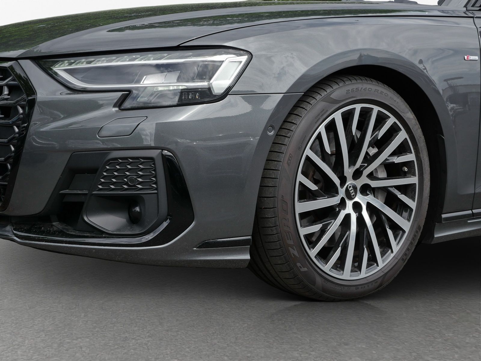 Audi A8 - Bild 13