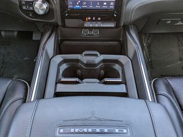 Dodge RAM 1500 4x4 Limited CrewCab unfallfr.im Vorlauf