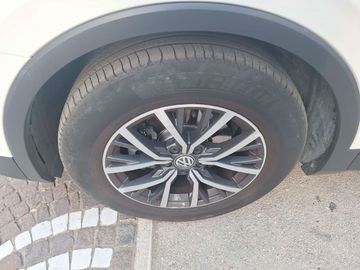 Volkswagen Tiguan - 3