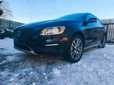 Volvo v60 cross country T5 AWD - Volvo V60 Cross Country Benziner Gebrauchtwagen
