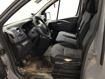 Opel Vivaro - 6
