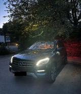 Mercedes-Benz Mercedes Benz ML500 4Matic voll Ausstattun... - Mercedes-Benz ML 500: Geländewagen