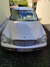 Mercedes-Benz C 240 ELEGANCE Elegance - Mercedes-Benz C 240: Elegance