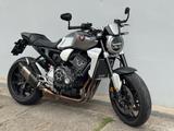 Honda CB1000R + mit Akrapovic, Heizgriffe, usw. - Offers